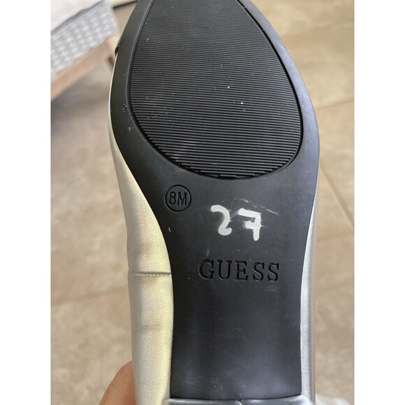 Guess Silver Black Ankle Buckle Cap Toe Small Block Heel Size 8 M City Event - Picture 10 of 10